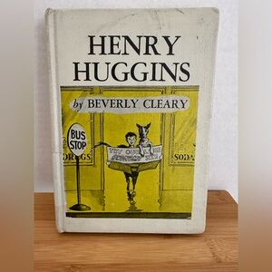Vintage Hardcover Kids Book - Henry Huggins by Beverly Cleary